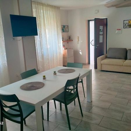 Perla Di Mare Apartment Montesilvano Ngoại thất bức ảnh